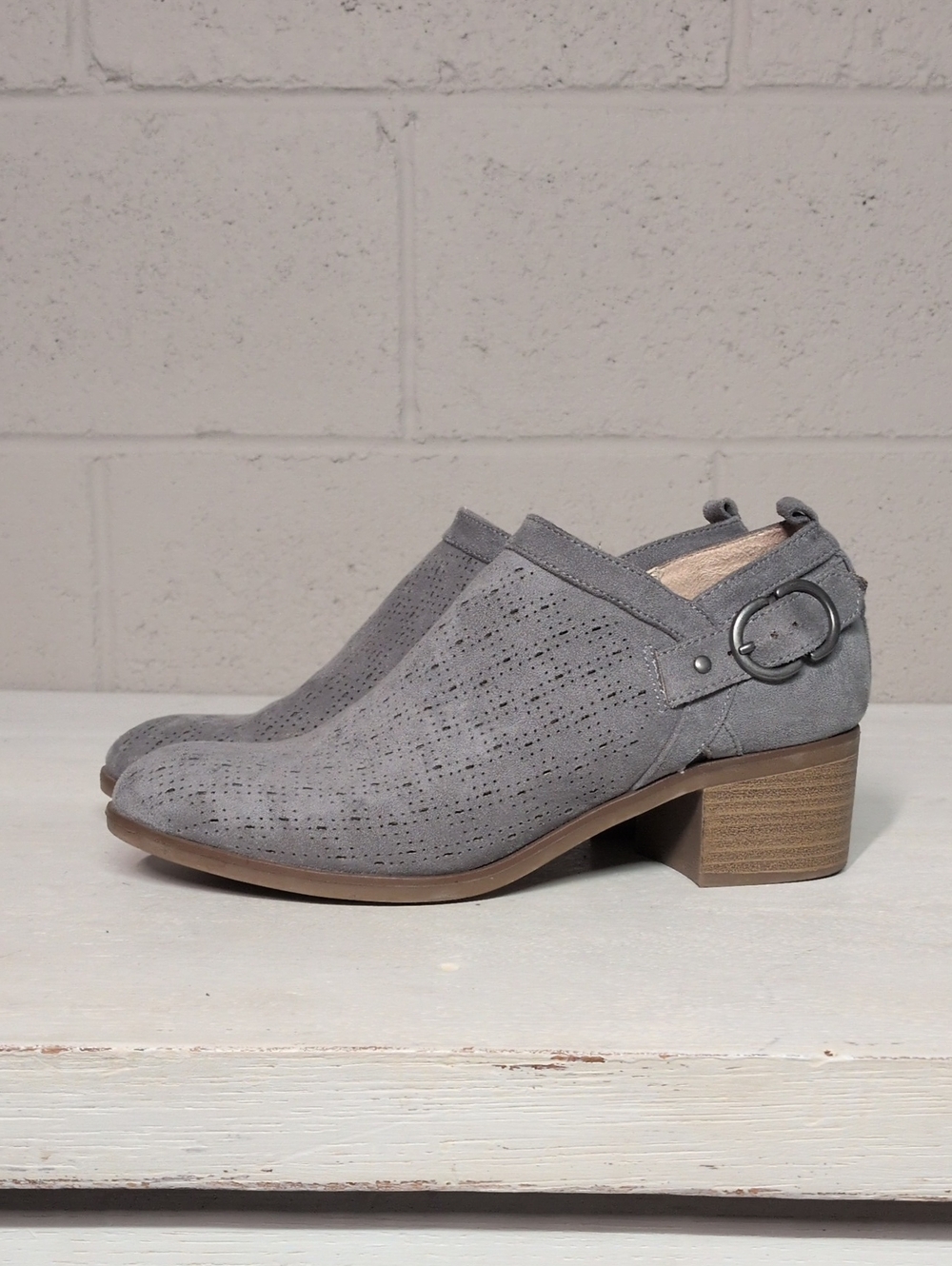 Sonoma Chisel Booties Womens Size 9 Gray Ankle Boots Suede Casual Shoes